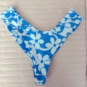 SKatie swim Mandy bottom in Cape Cod.